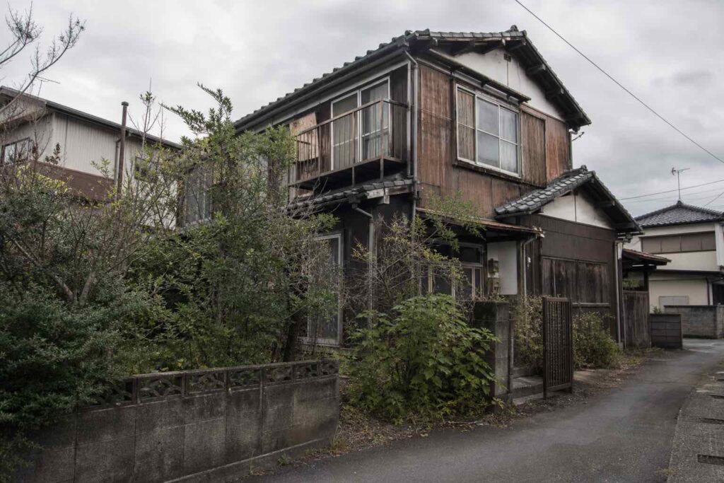 建物の解体にかかる費用