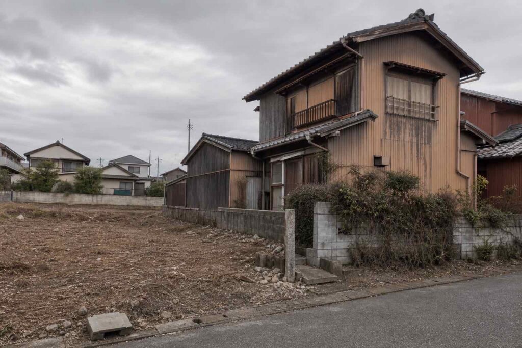 実家じまいでやってはいけない建物の扱い